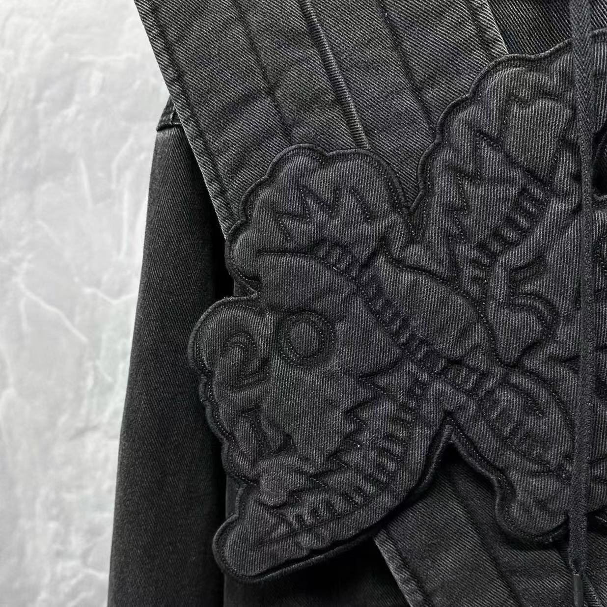 Louis Vuitton By Virgil Abloh 19FW Zip Throw Denim Hoodie With Sash And Patch