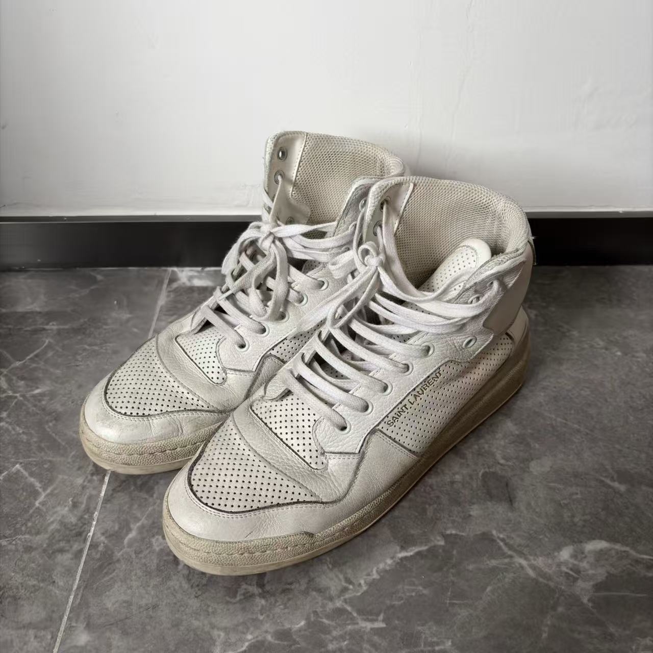 Saint Laurent SL24 High Top Sneakers