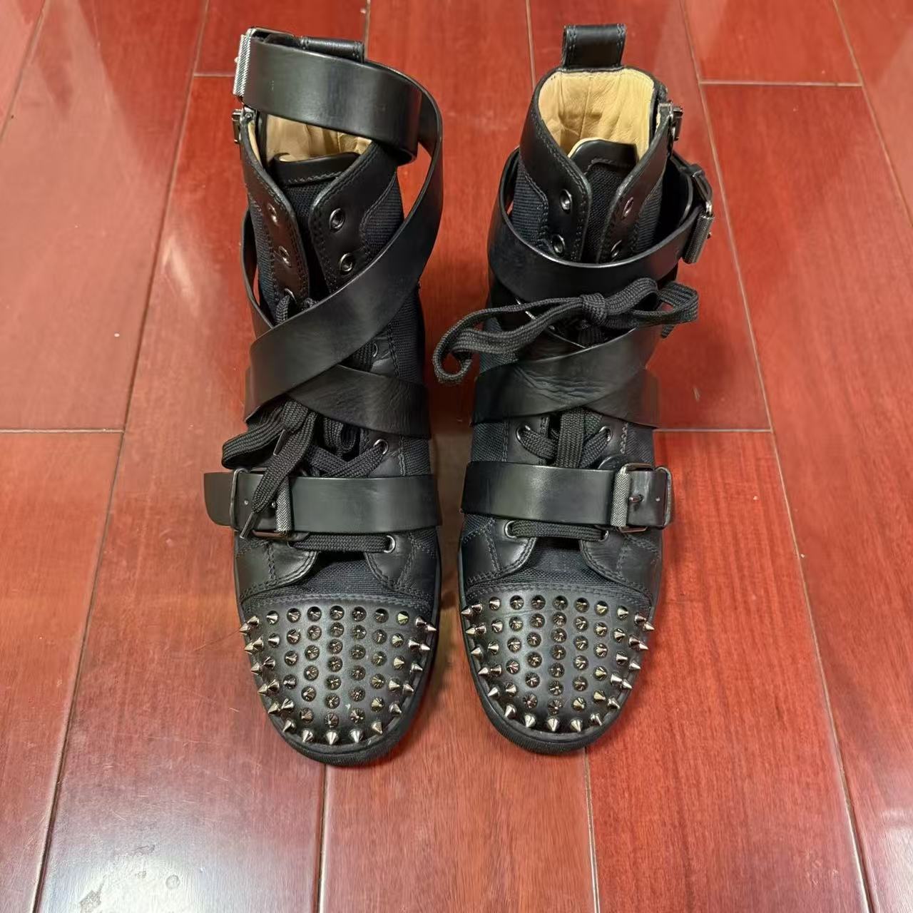 Christian Louboutin Black Canvas And Leather Snap Shoot Sneaker