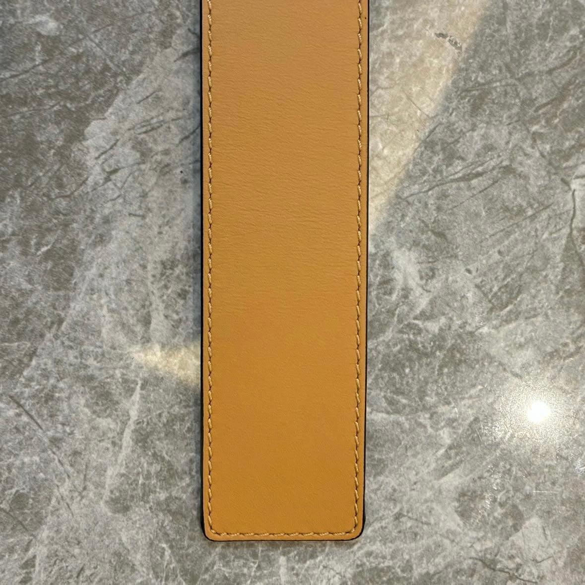 Loewe smile belt