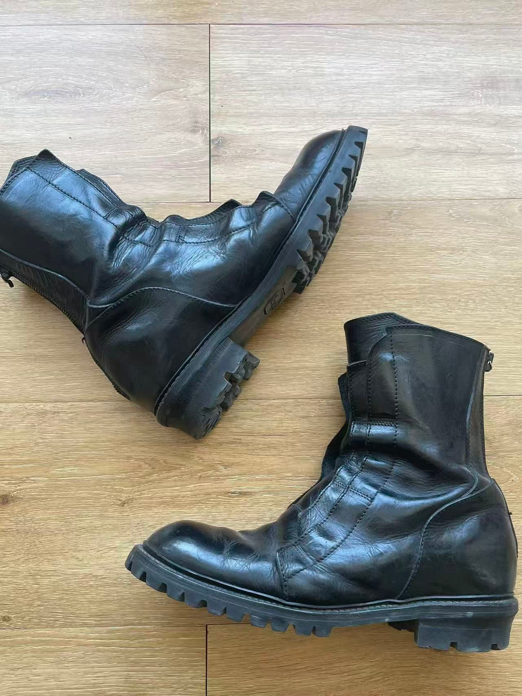 Julius 07FW Mummy Leather Boots
