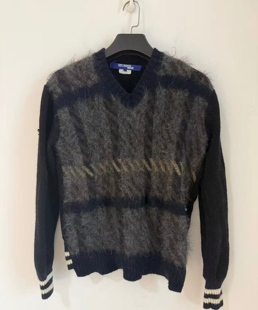 Junya Watanabe Comme des Garçons 19AW Grey and Black Wool Check V-Neck Sweater