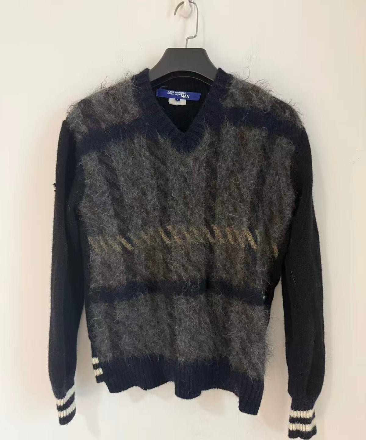 Junya Watanabe Comme des Garçons 19AW Grey and Black Wool Check V-Neck Sweater