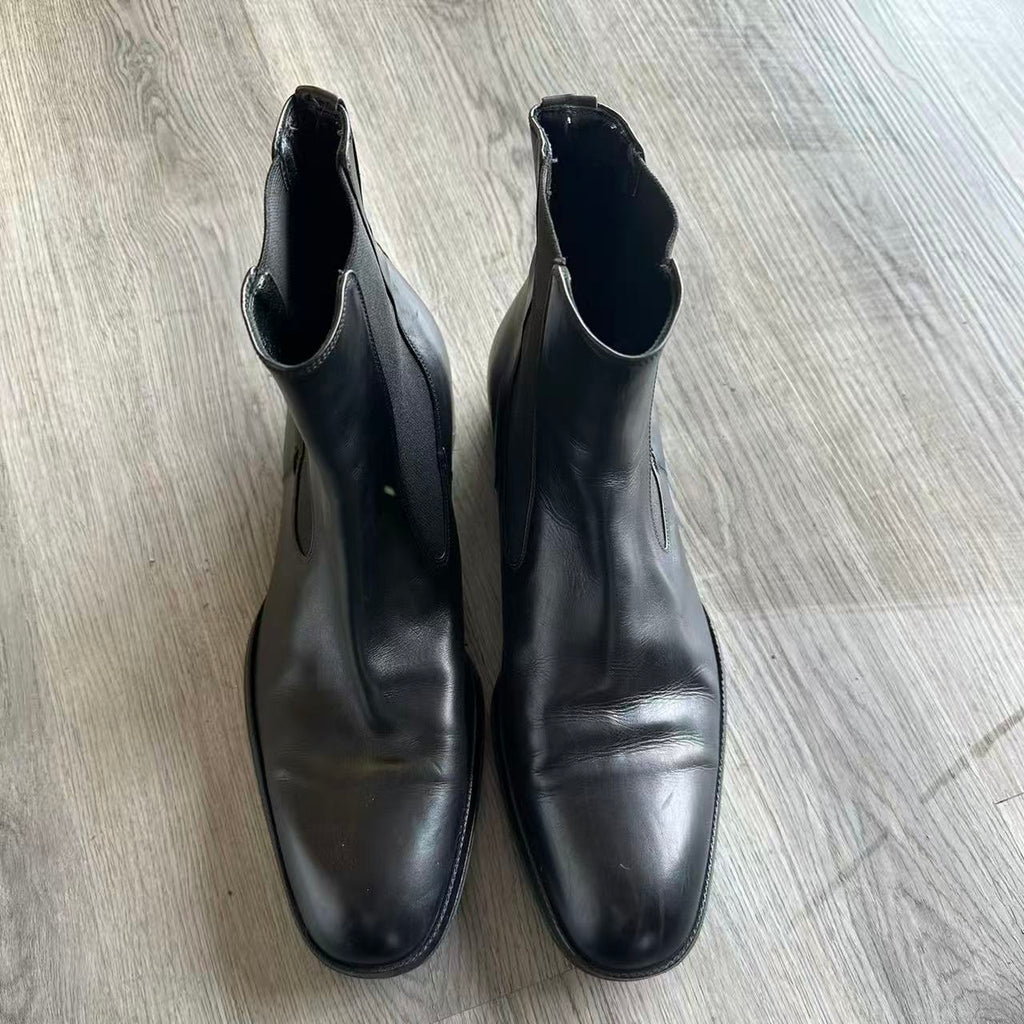 Saint Laurent Stanton Leather Chelsea Boots