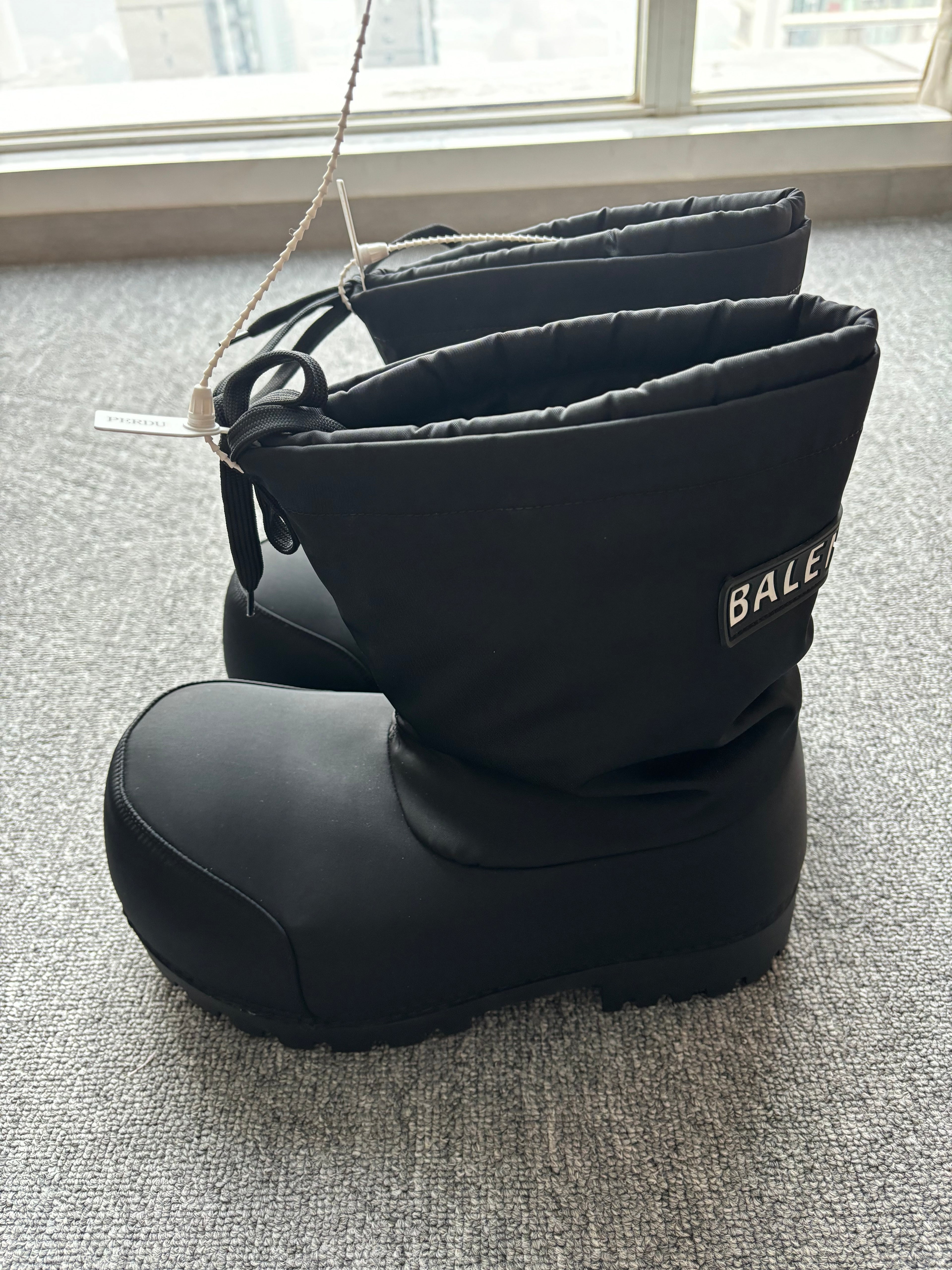 Balenciaga Alasca Low Snow Boots