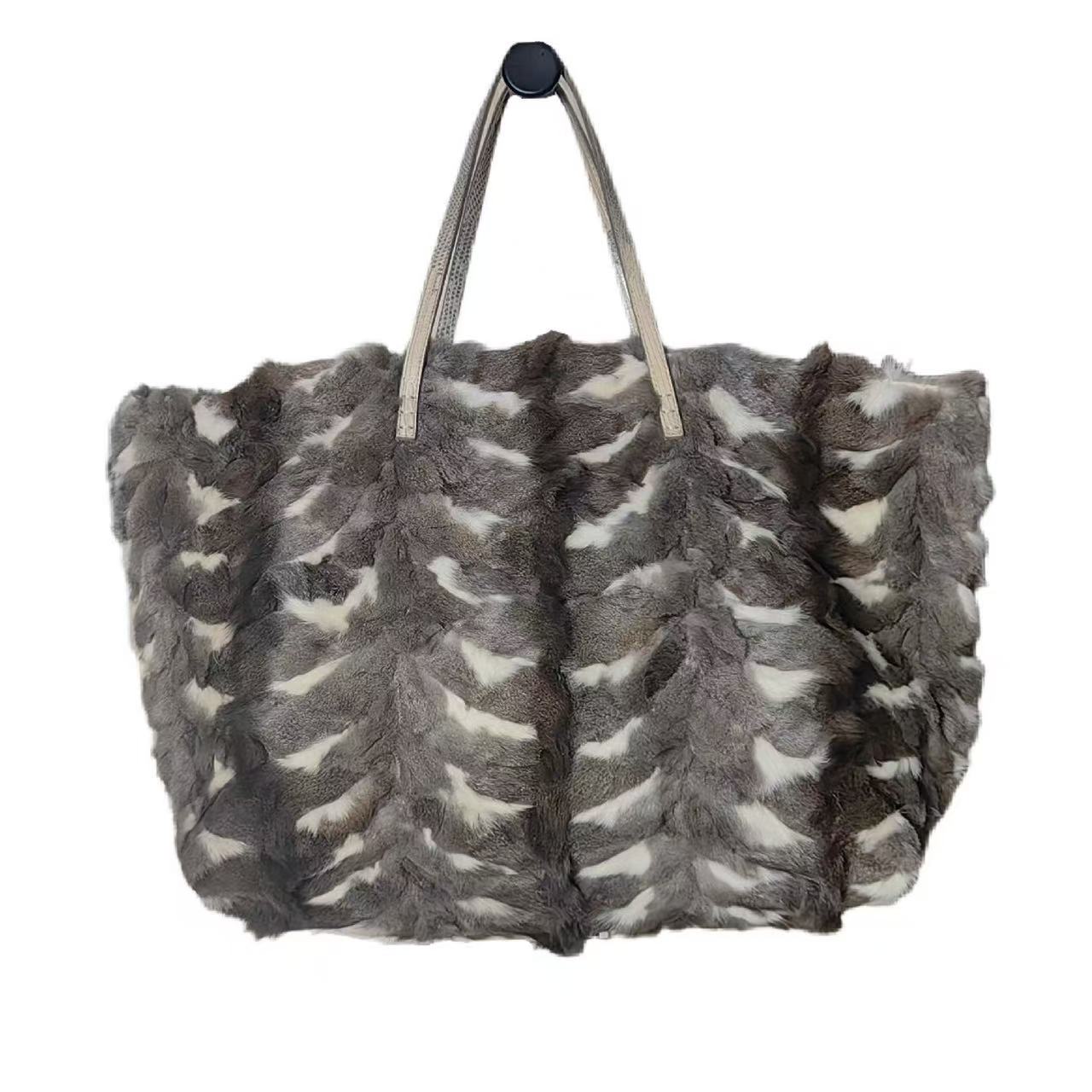 Fendi snakeskin chincella fur bag