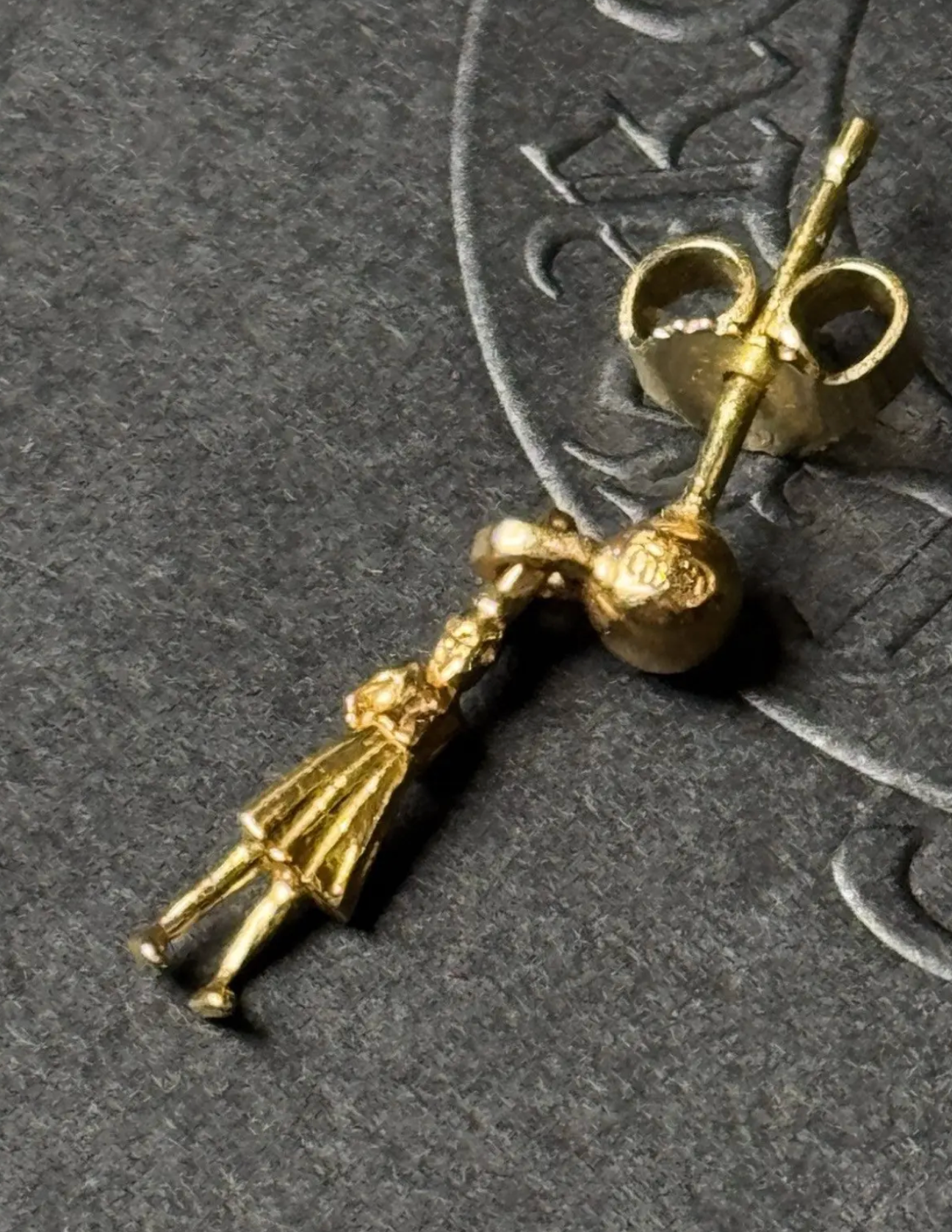 Chrome Hearts foti skippy 22k earring