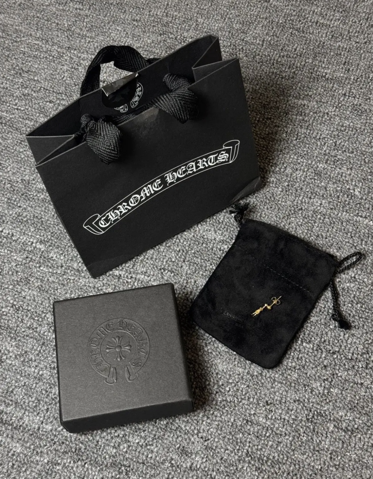 Chrome Hearts foti skippy 22k earring