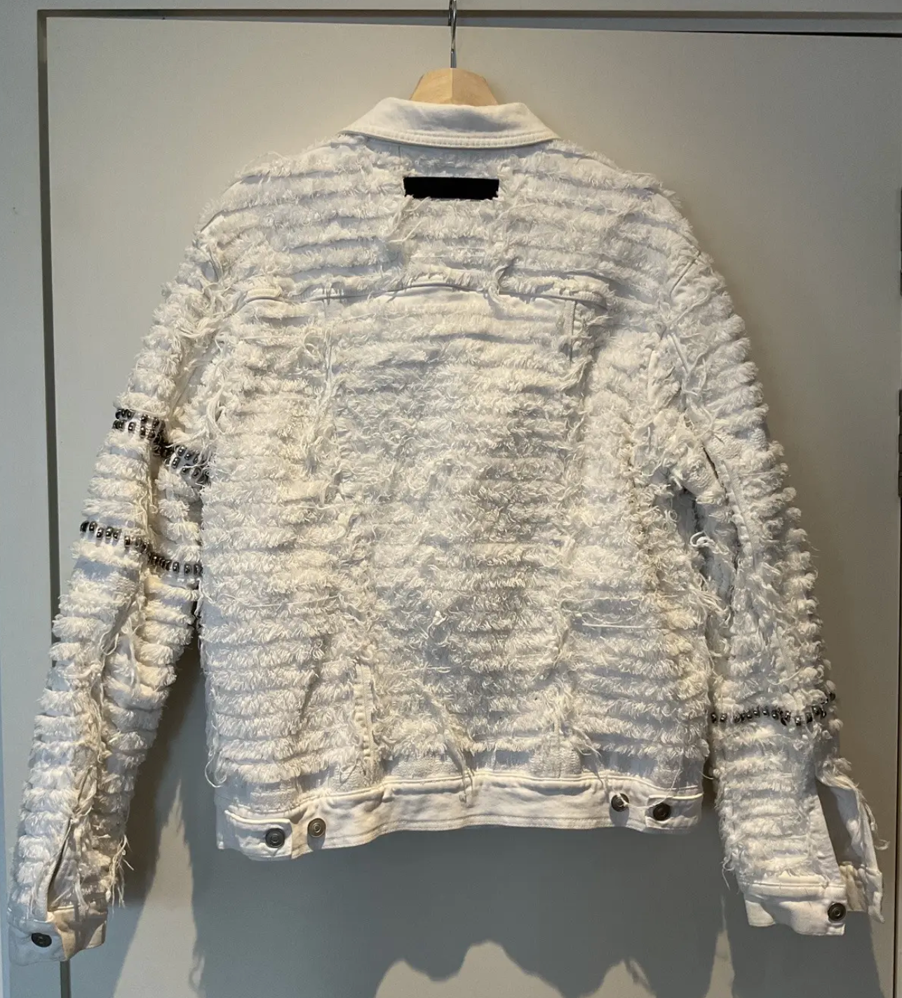 1017 alyx 9sm SS22 studded distressed jacket WHITE