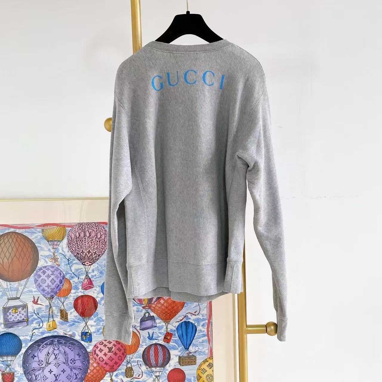 Gucci Paramount Logo Sweatshirt