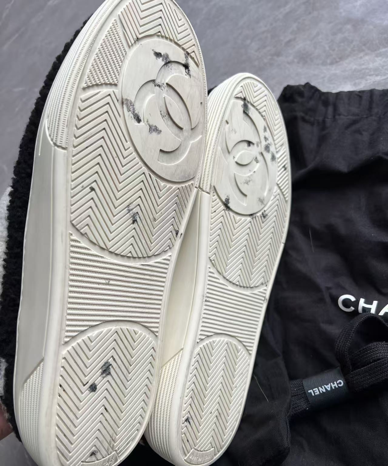 Chanel 2019 wool sneaker