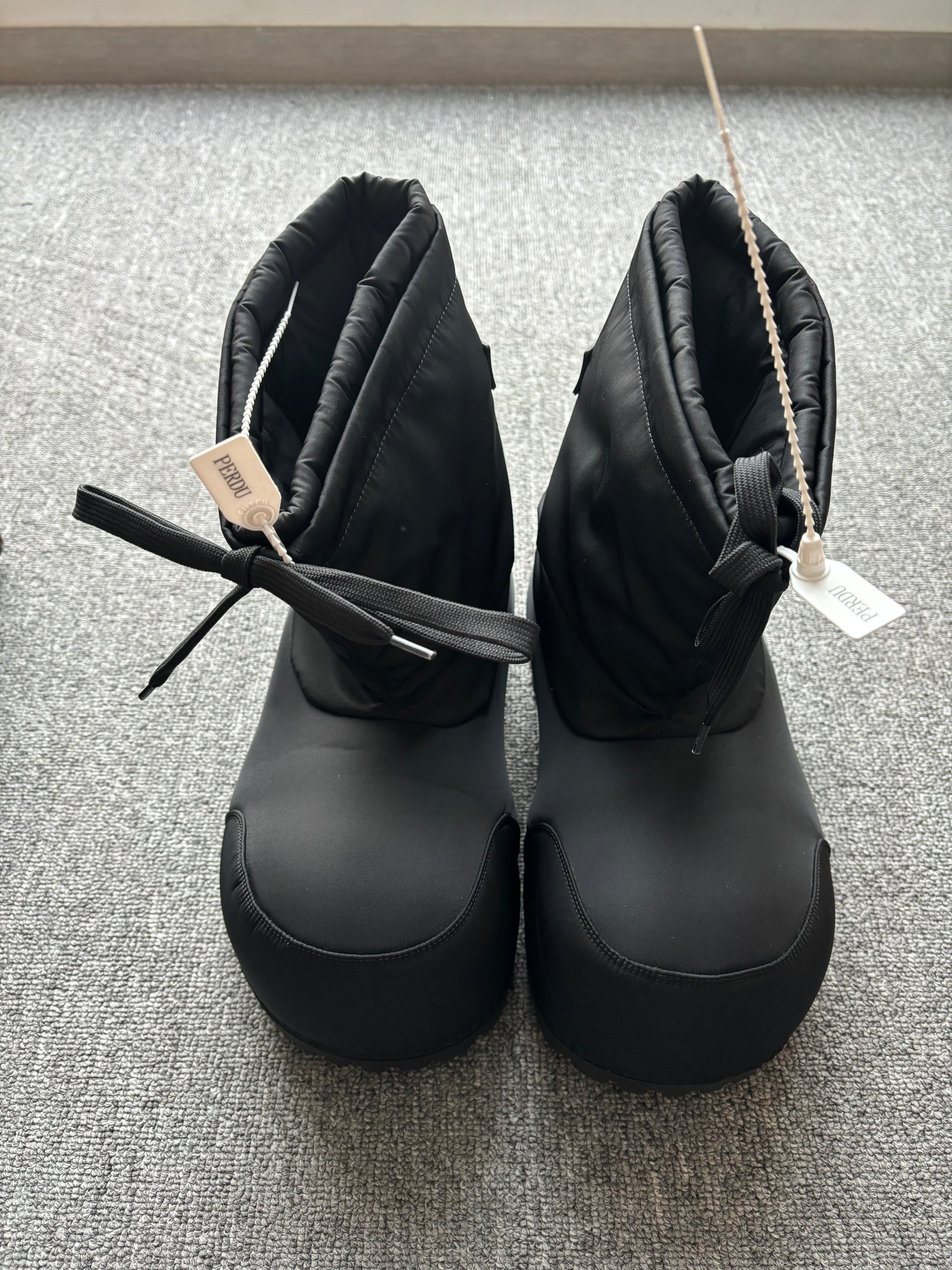 Balenciaga Alasca Low Snow Boots