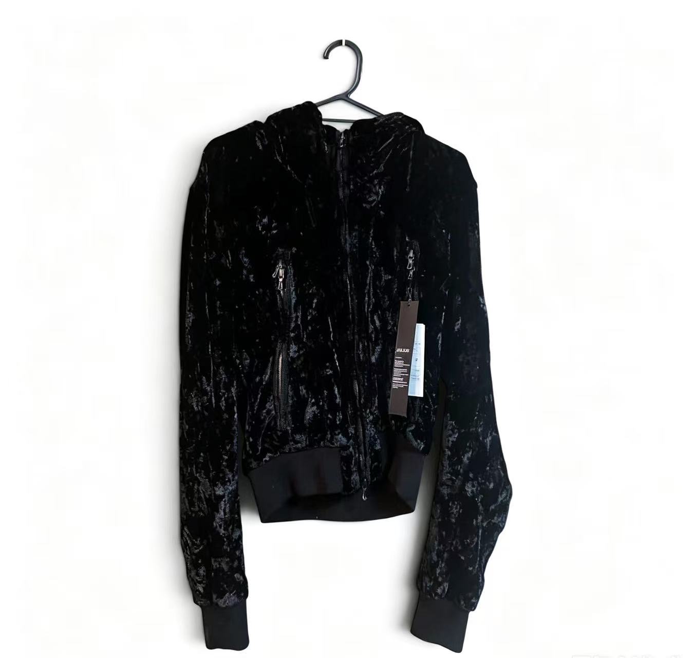 Julius_7 25AW Crushed Velvet Zip-up Hoodie