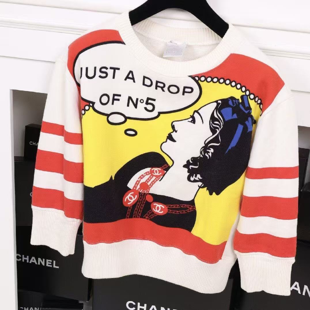 Chanel 01FW Just A Drop Of N°5 Sweatshirt