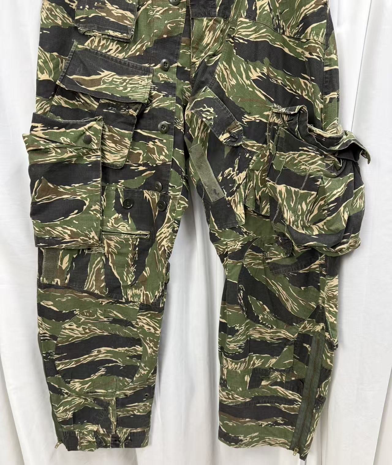 Undercover 05SS Reconstructed Tiger Camo Cargos