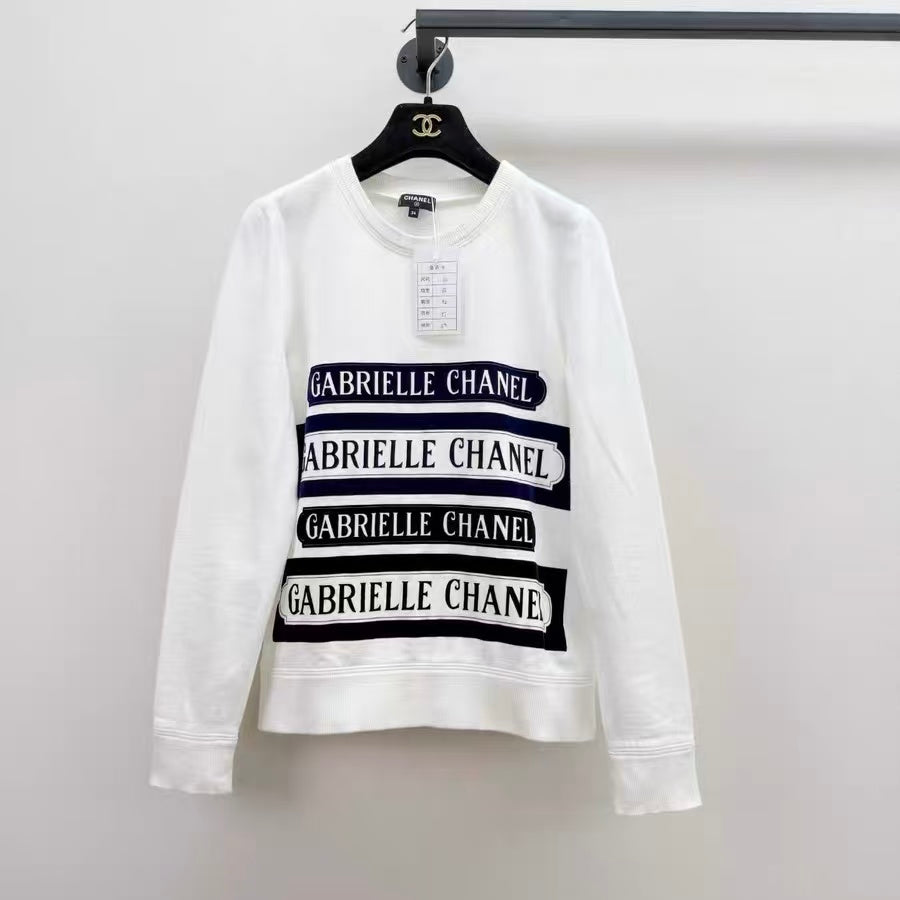 CHANEL 17FW Gabrielle Chanel Logo Striped Sweatshirt