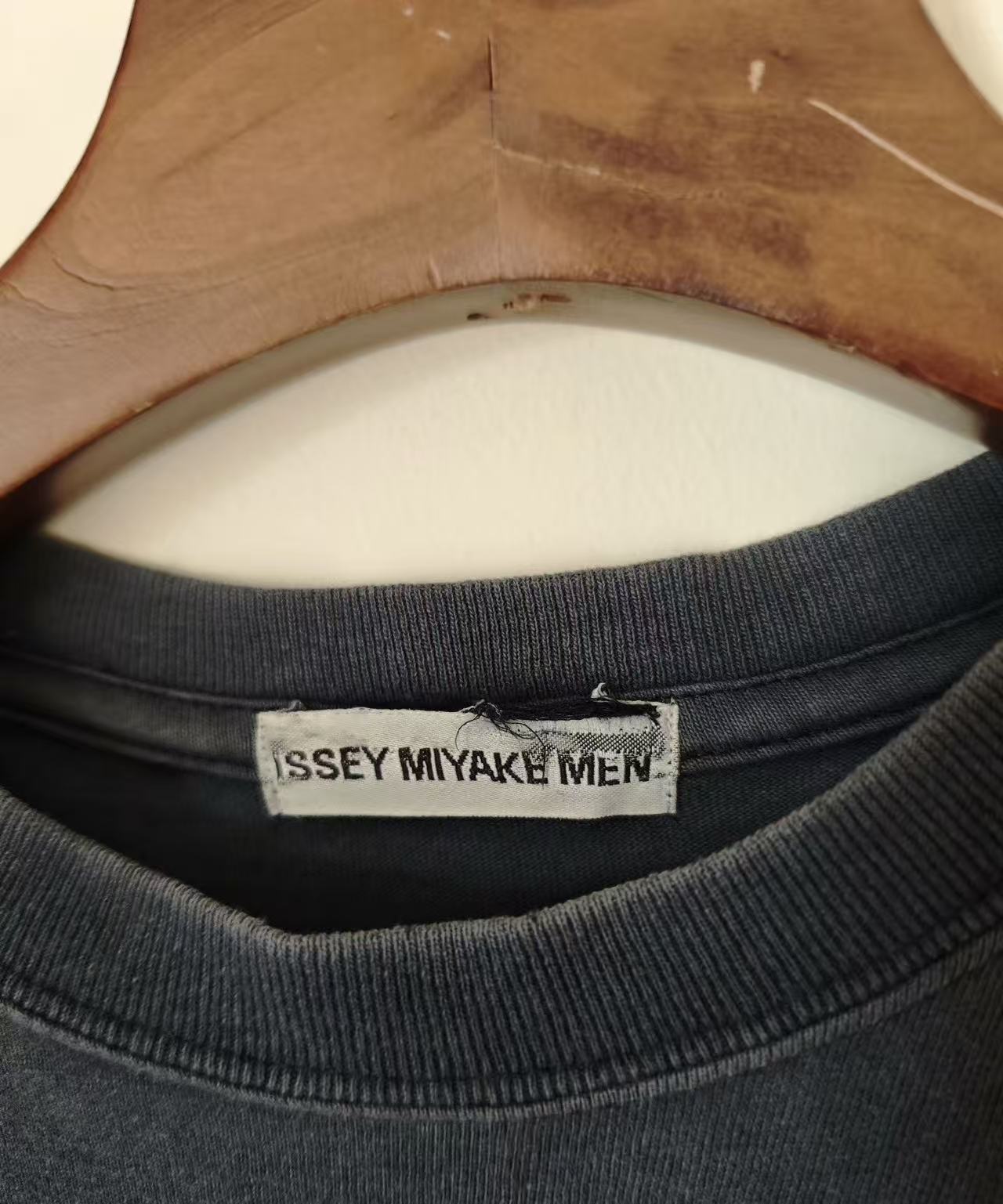 Issey Miyake Takashi Murakumi Tee