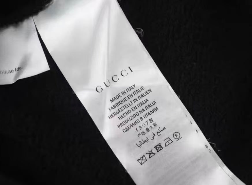 GUCCI  CHIKAE IDE 18FW MANGA EMBROIDERED SWEATSHIRT