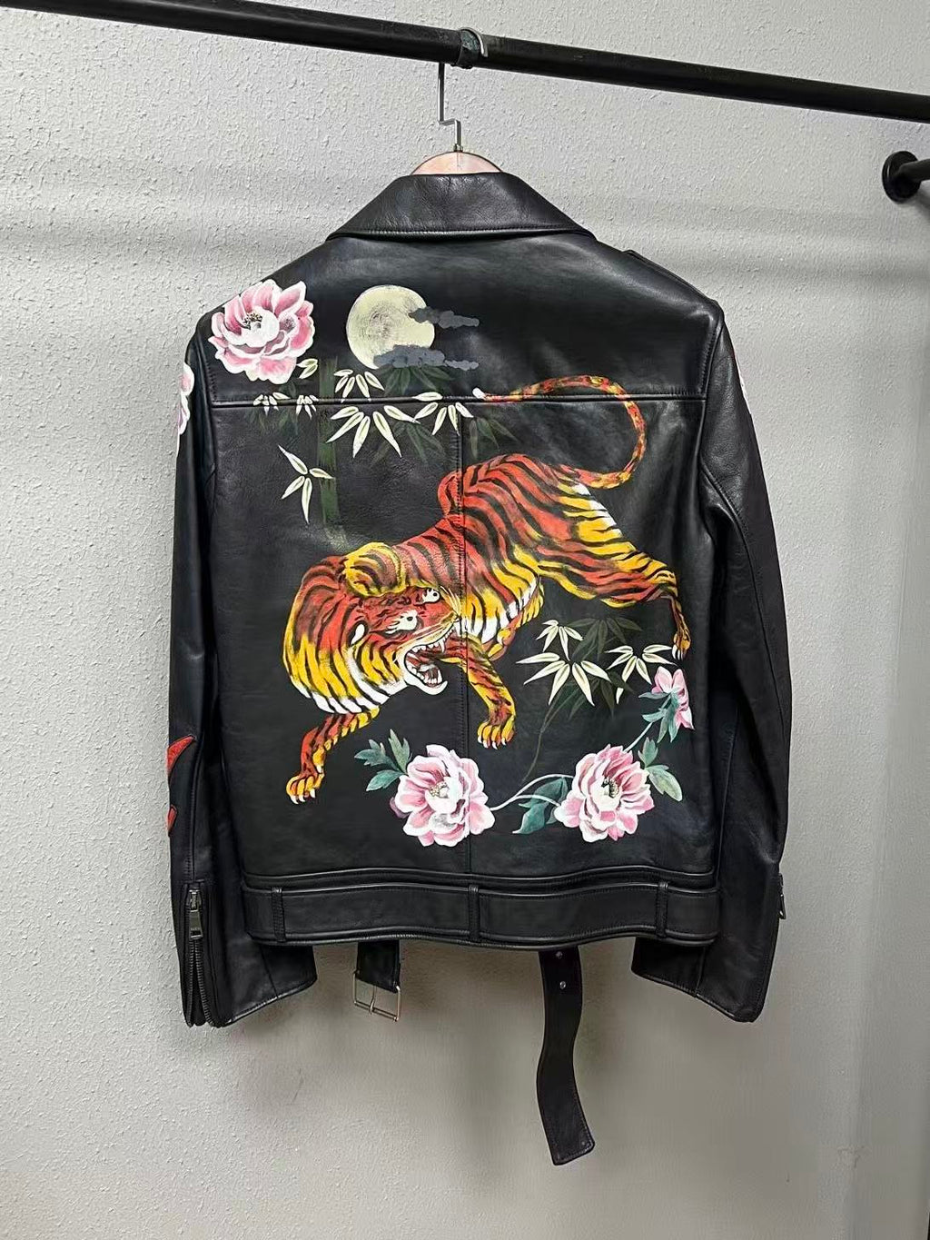 Gucci 16FW DIY Tiger Print Leather Jacket