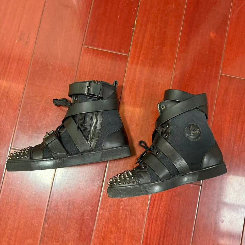 Christian Louboutin Black Canvas And Leather Snap Shoot Sneaker