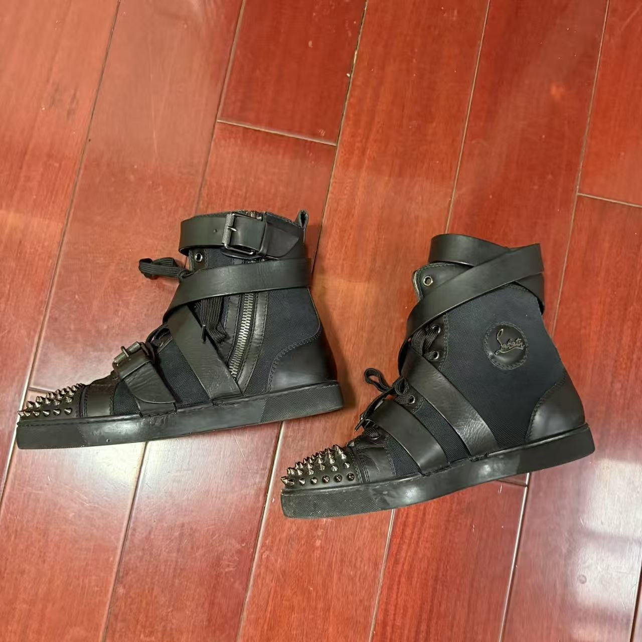 Christian Louboutin Black Canvas And Leather Snap Shoot Sneaker