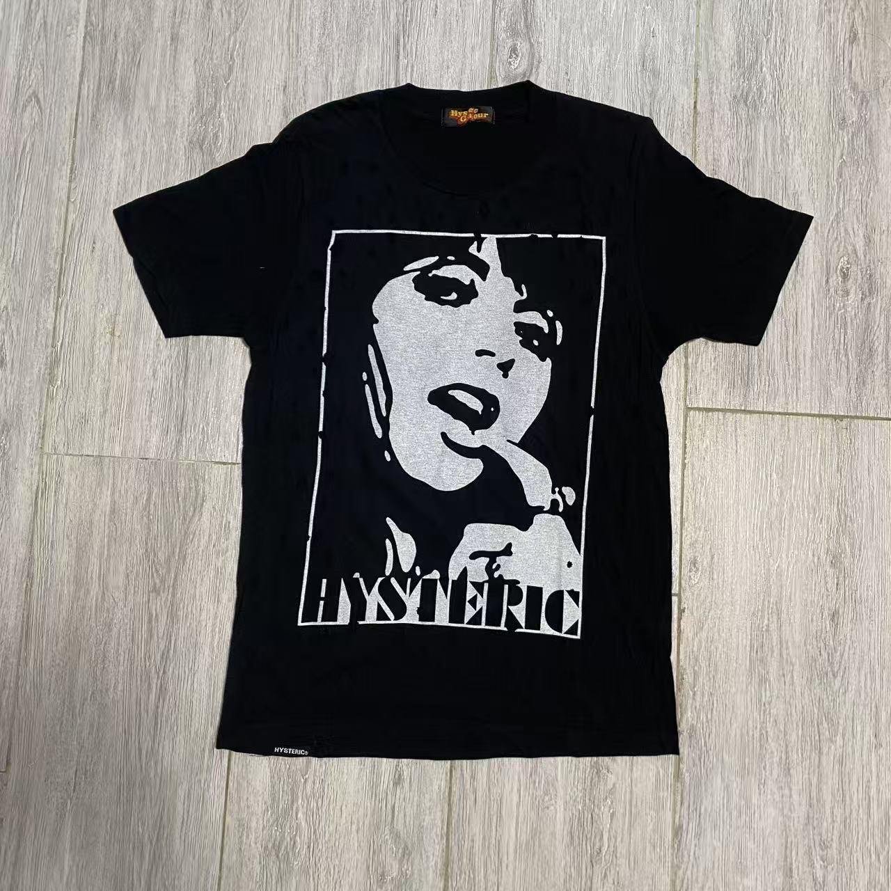 Hysteric Glamour Distressed Graphic Tee