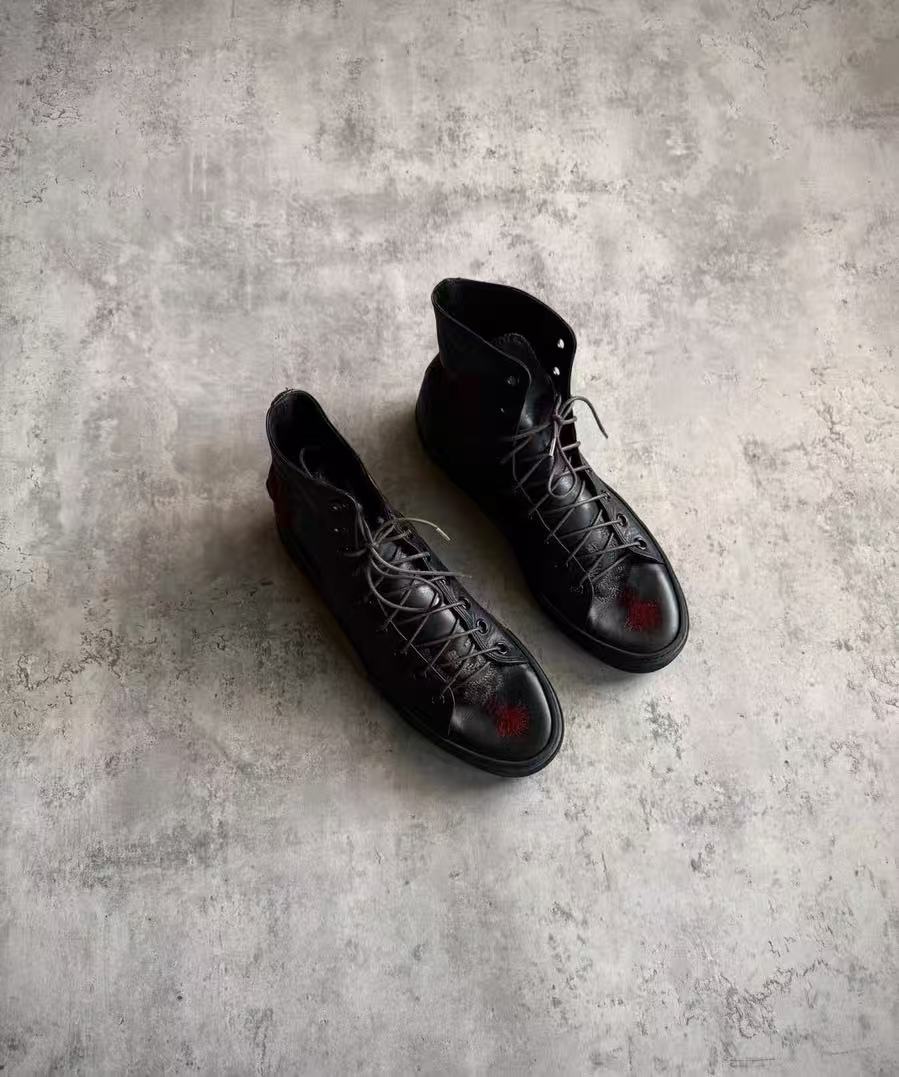 Gucci By Tom Ford 01SS Dragon Black High Top Sneakers