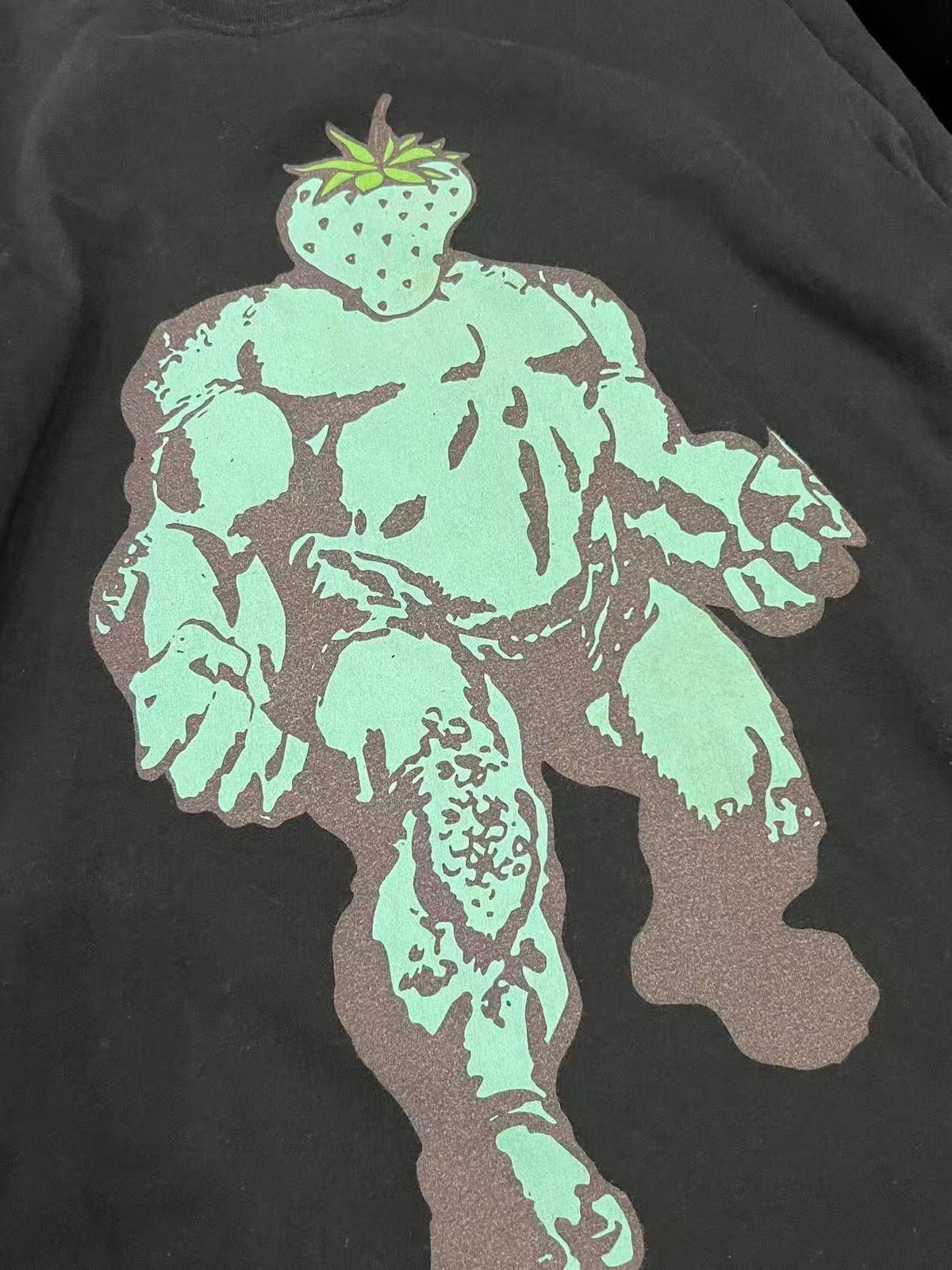 Undercover 07AW Strawberry Man Tee