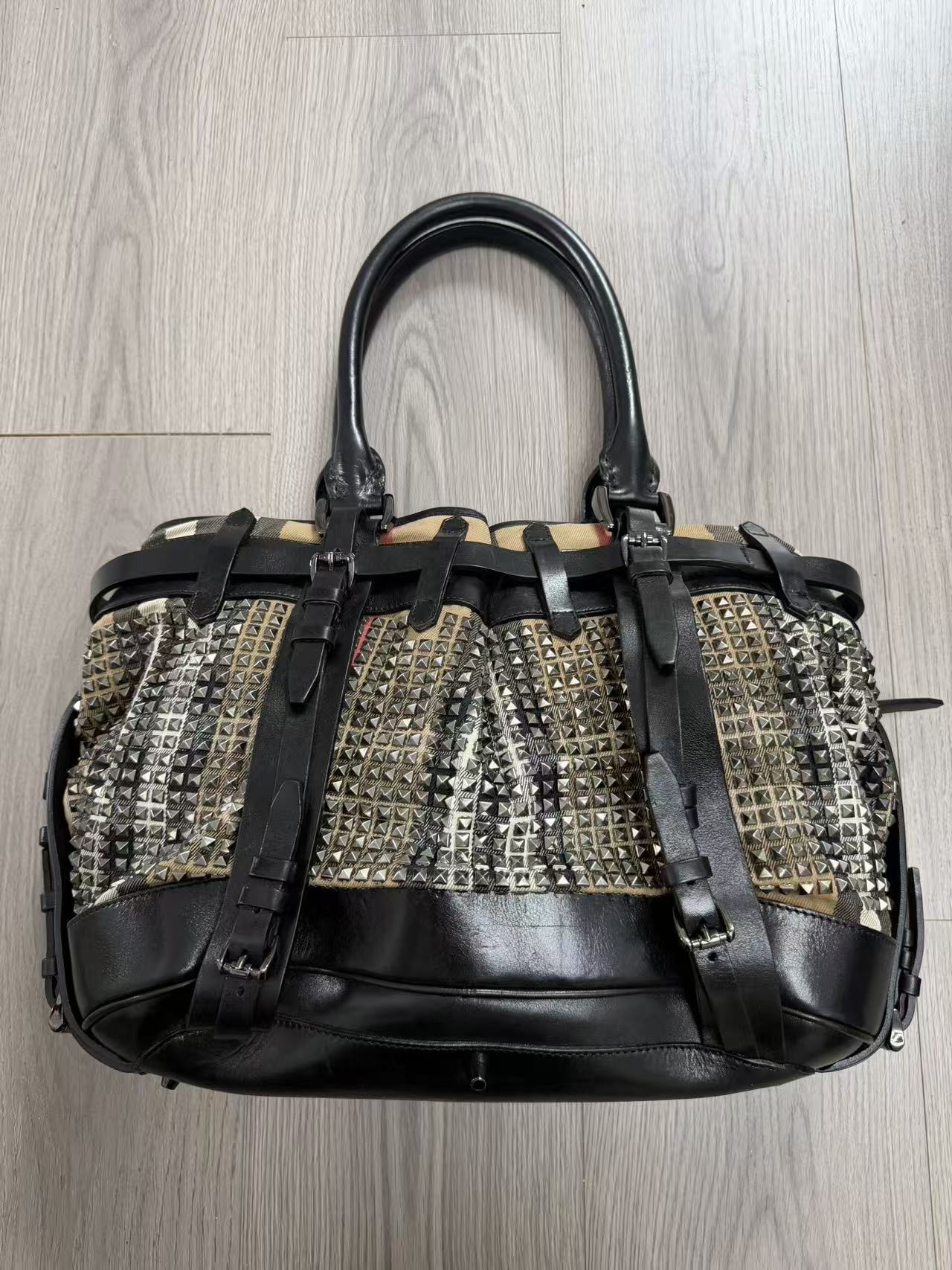 Burberry Prorsum 07AW Studded Laced Tote bag by Christopher Bailey