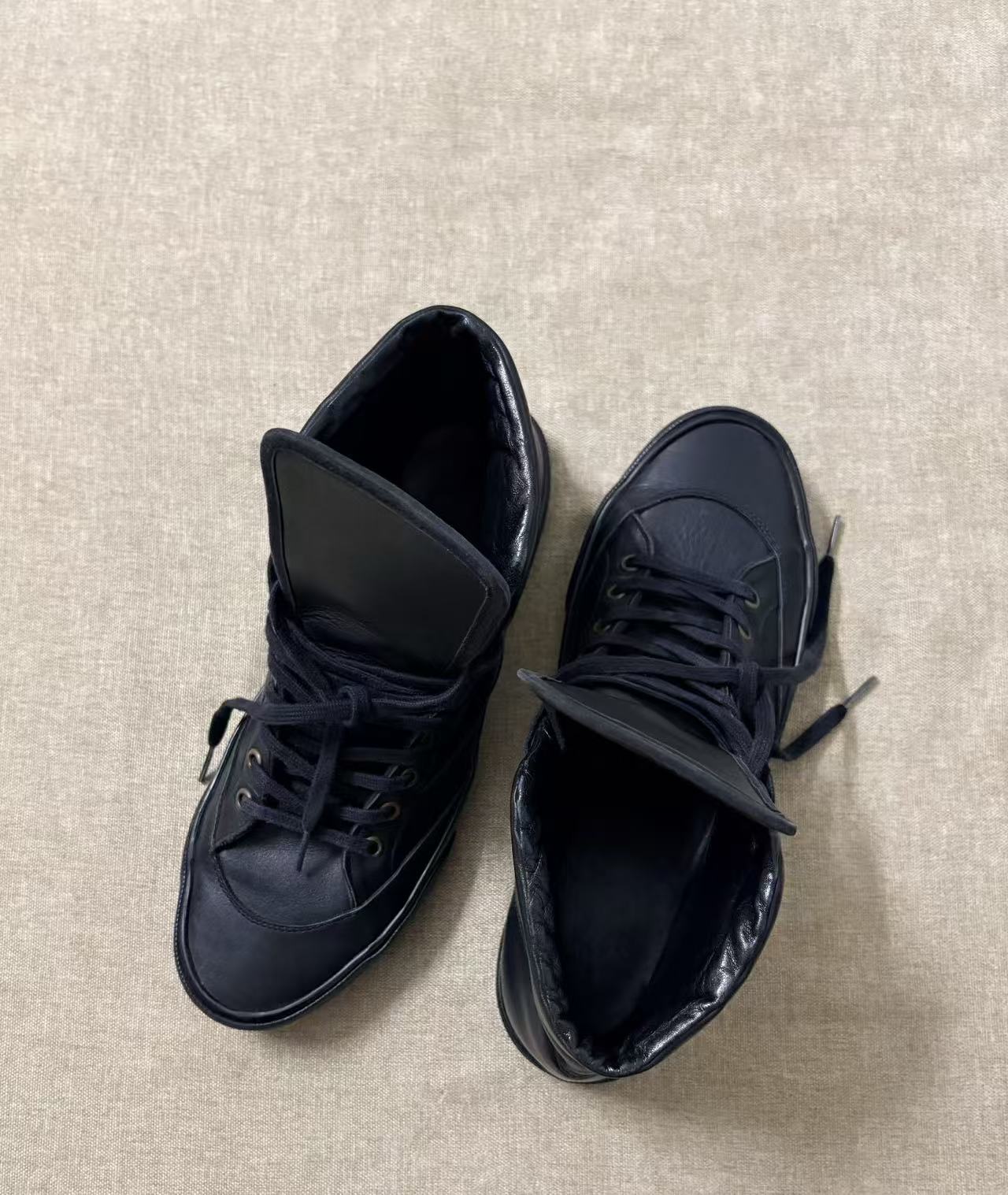 Saint Laurent By Hedi Slimane Rive Gauche Hi Top Sneakers