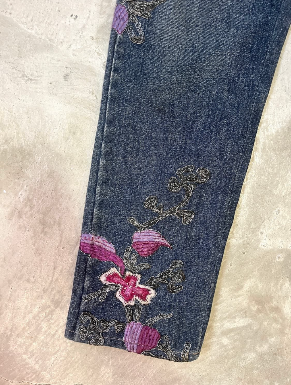 Gucci aw1999 jeans floral embroidered