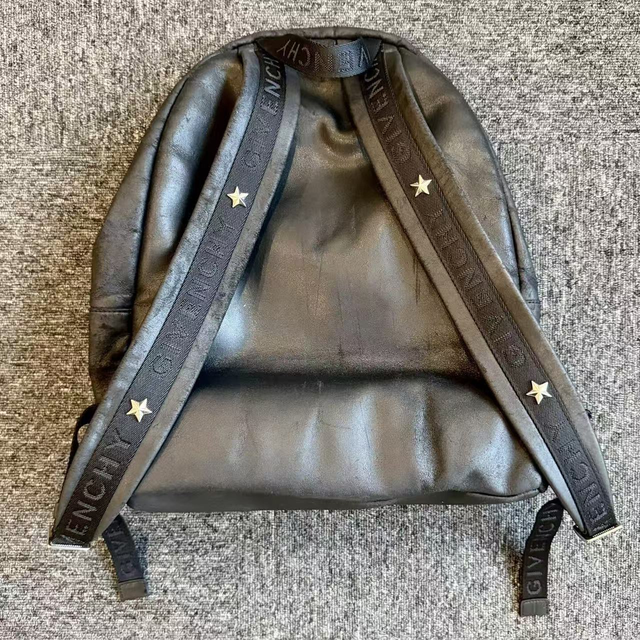 Givenchy 17 Leather Backpack
