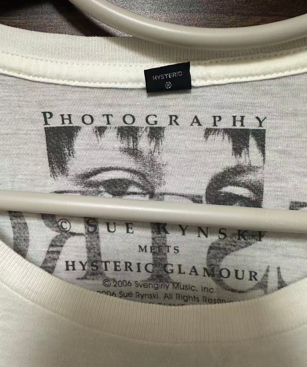 Hysteric Glamour x Sue Rynski tee