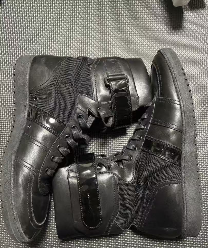 Dior Homme 07AW B50 Hi Top Sneakers