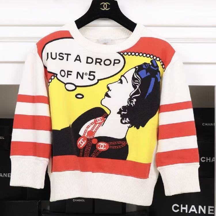 Chanel 01FW Just A Drop Of N°5 Sweatshirt