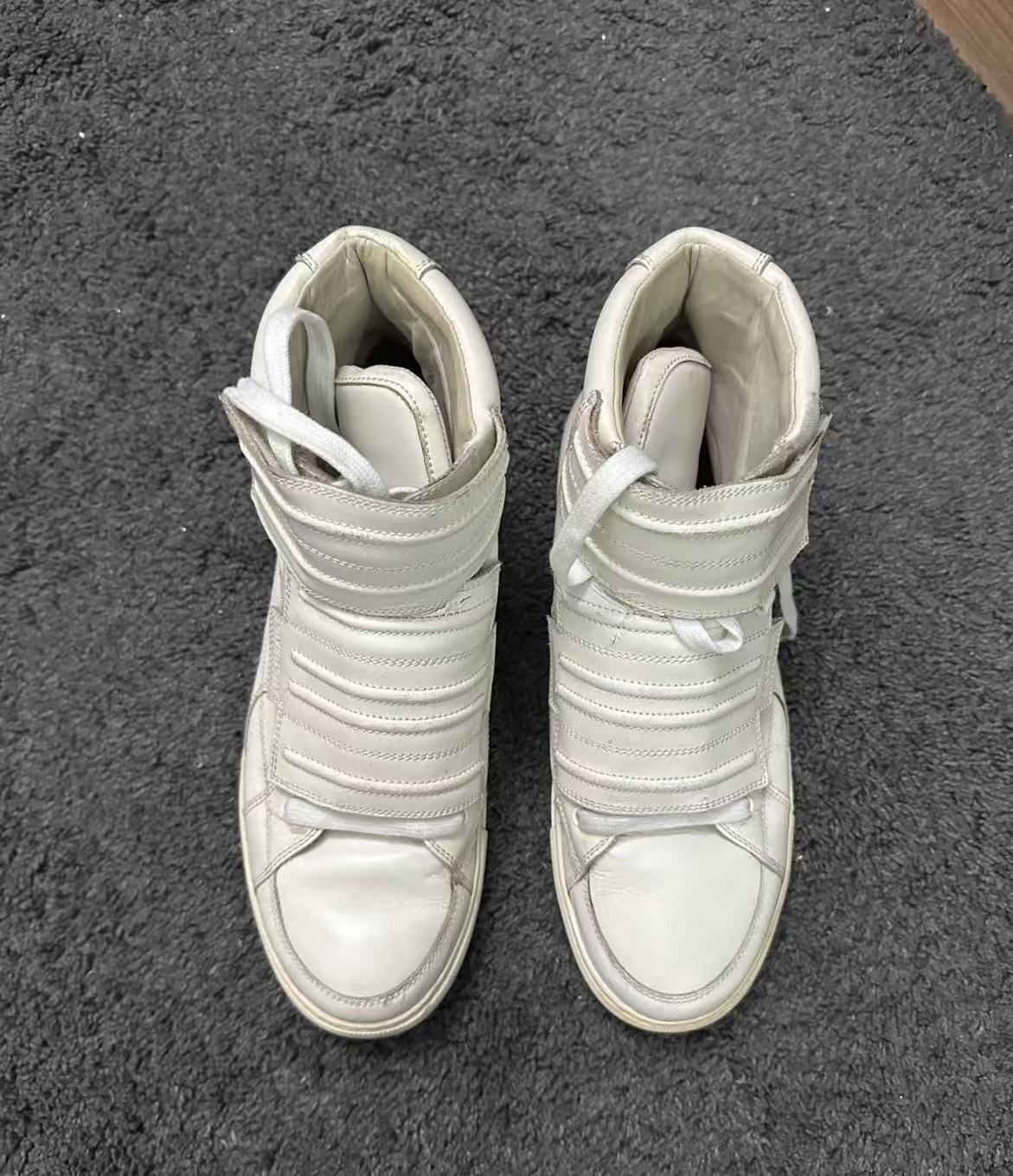 Givenchy Scratch Sneakers