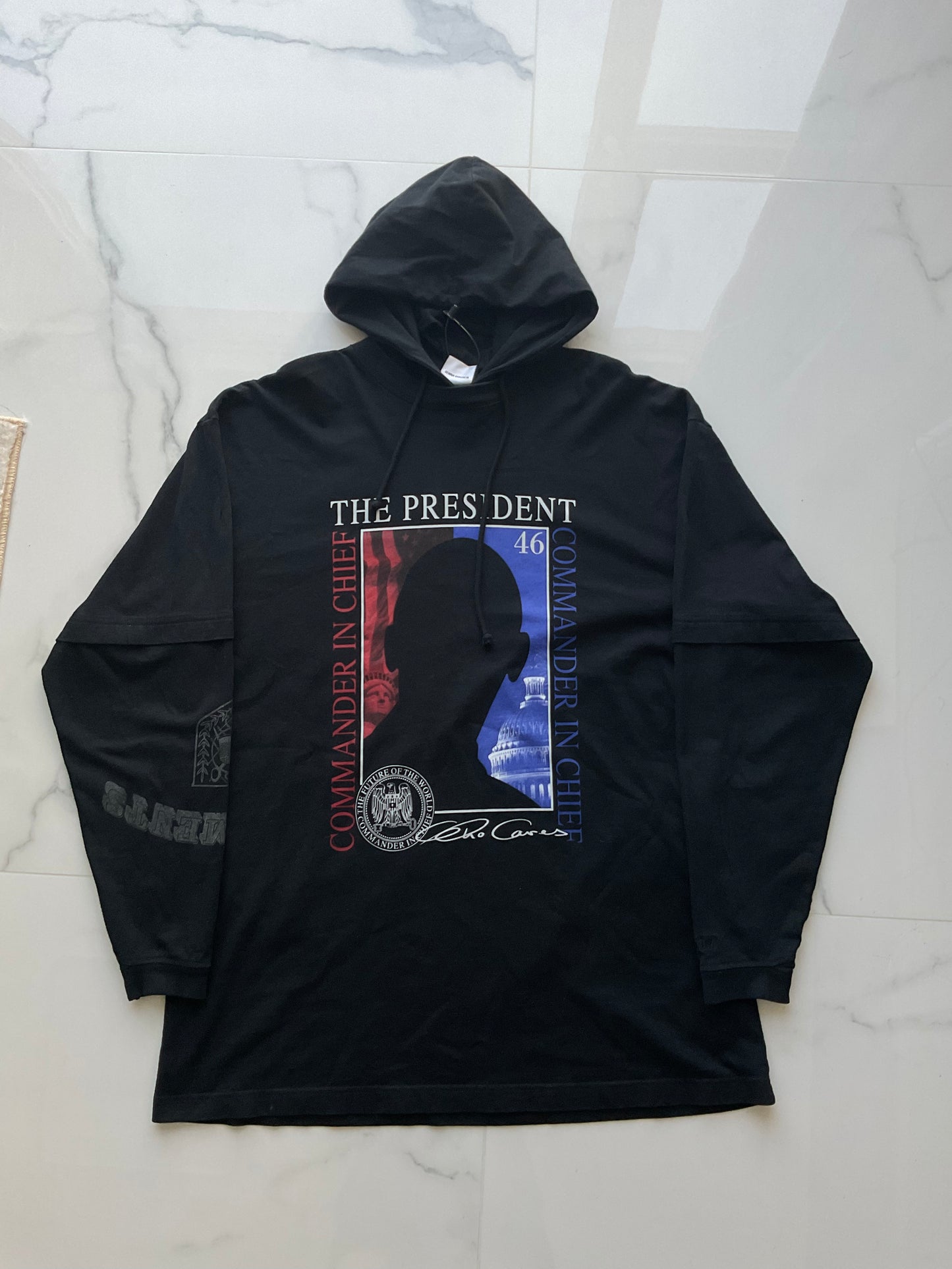 Vetements AW19 the president masked hoodie