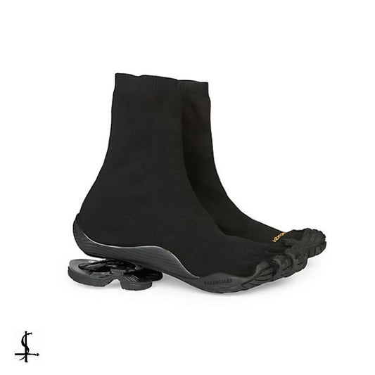 Balenciaga Vibram X High-top Toe Sneakers in Black