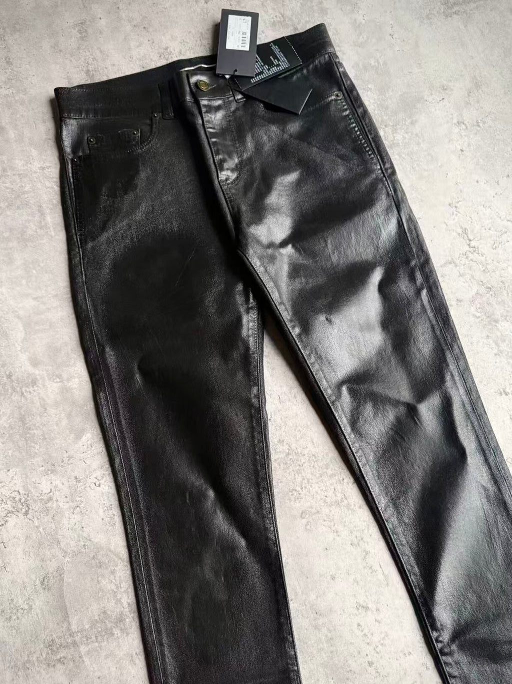 Saint Laurent Paris 20AW D24 Black Coated Waxed Denim Jeans