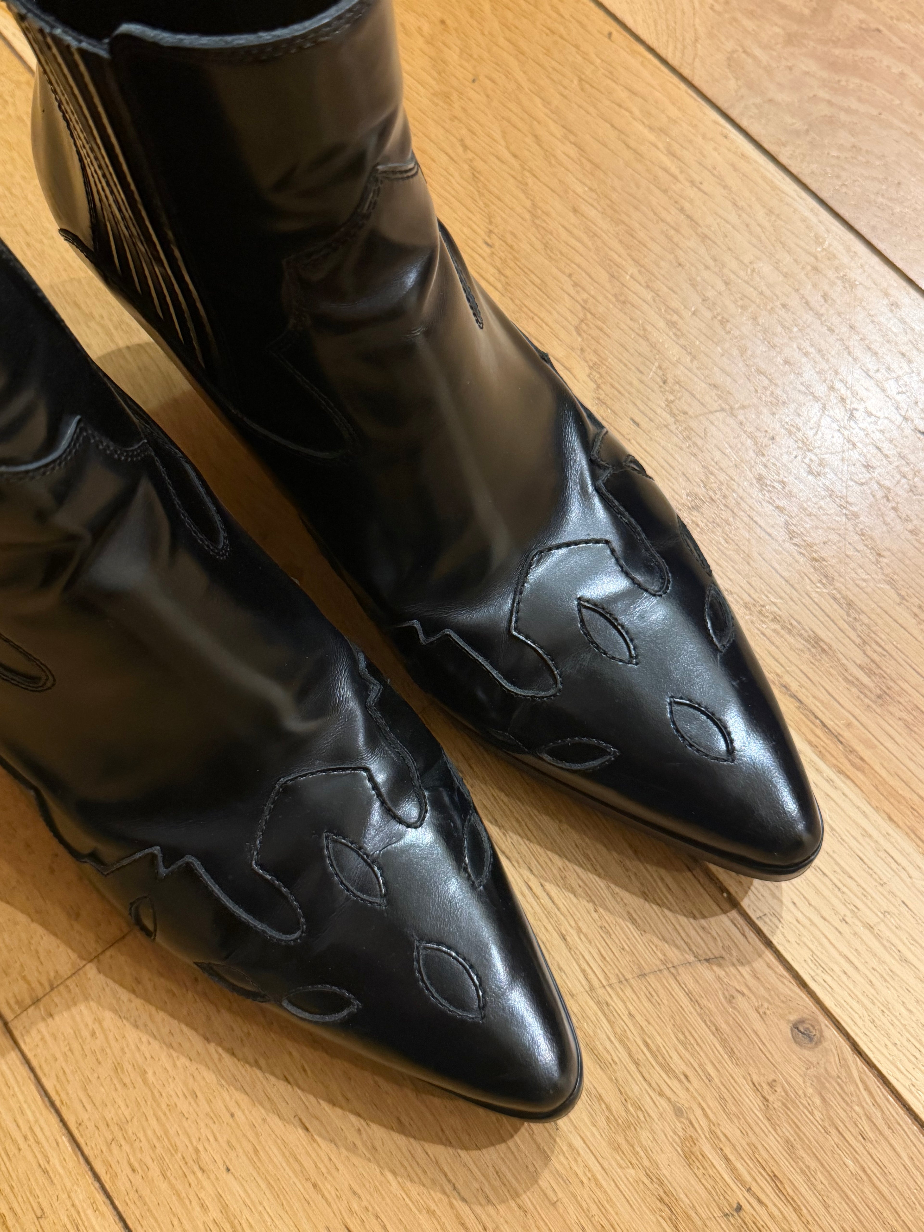 Enfants Riches Déprimés Black Midnight
Cowboy Boots