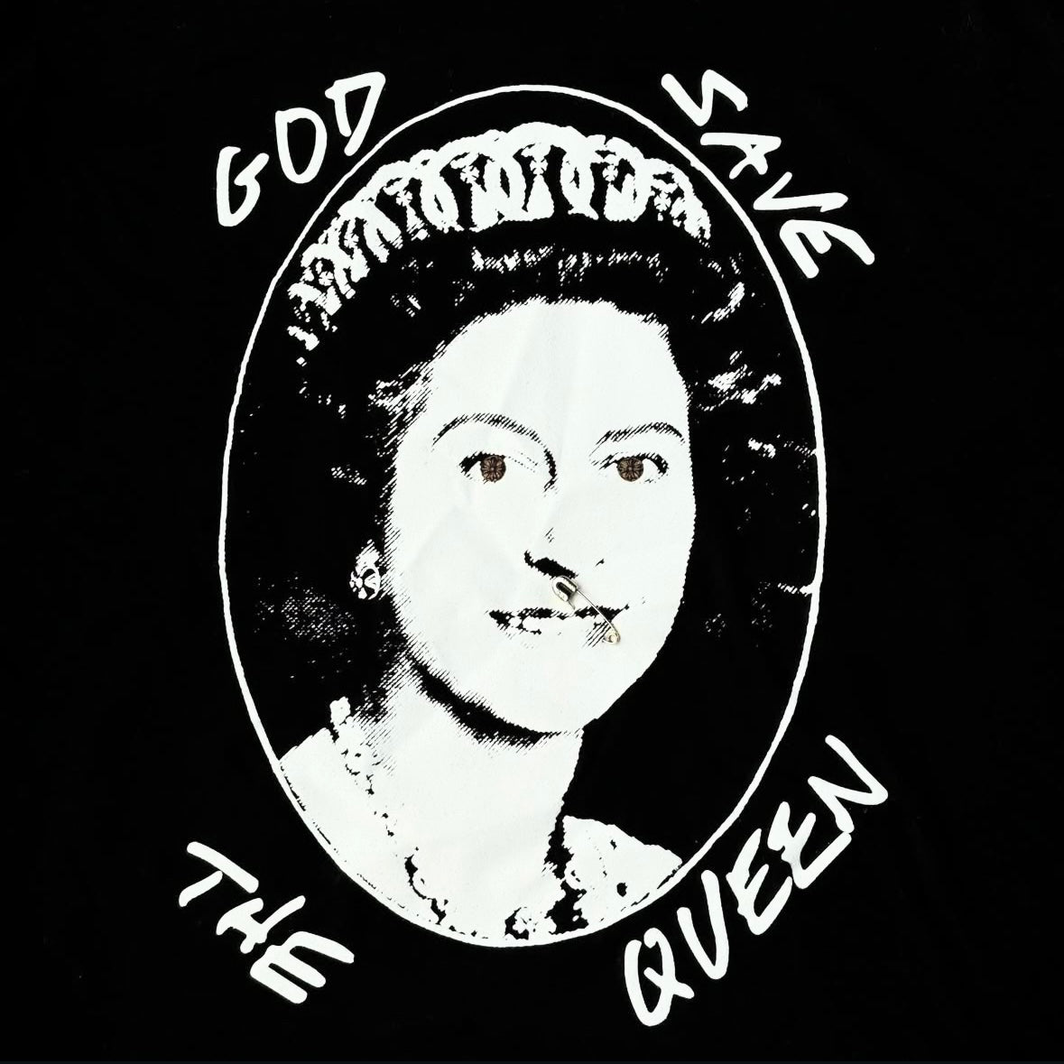 Chrome hearts save the queen tee