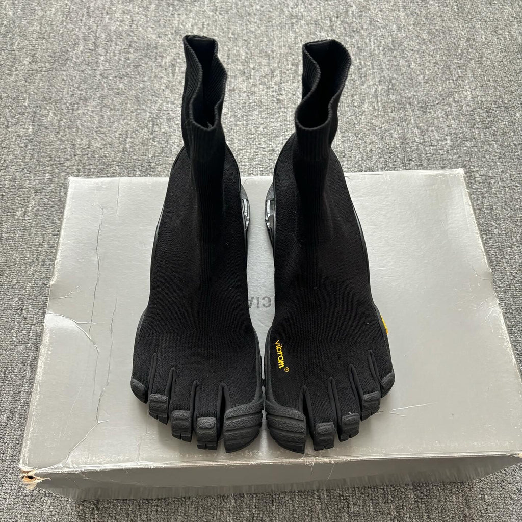 Balenciaga Vibram X High-top Toe Sneakers in Black