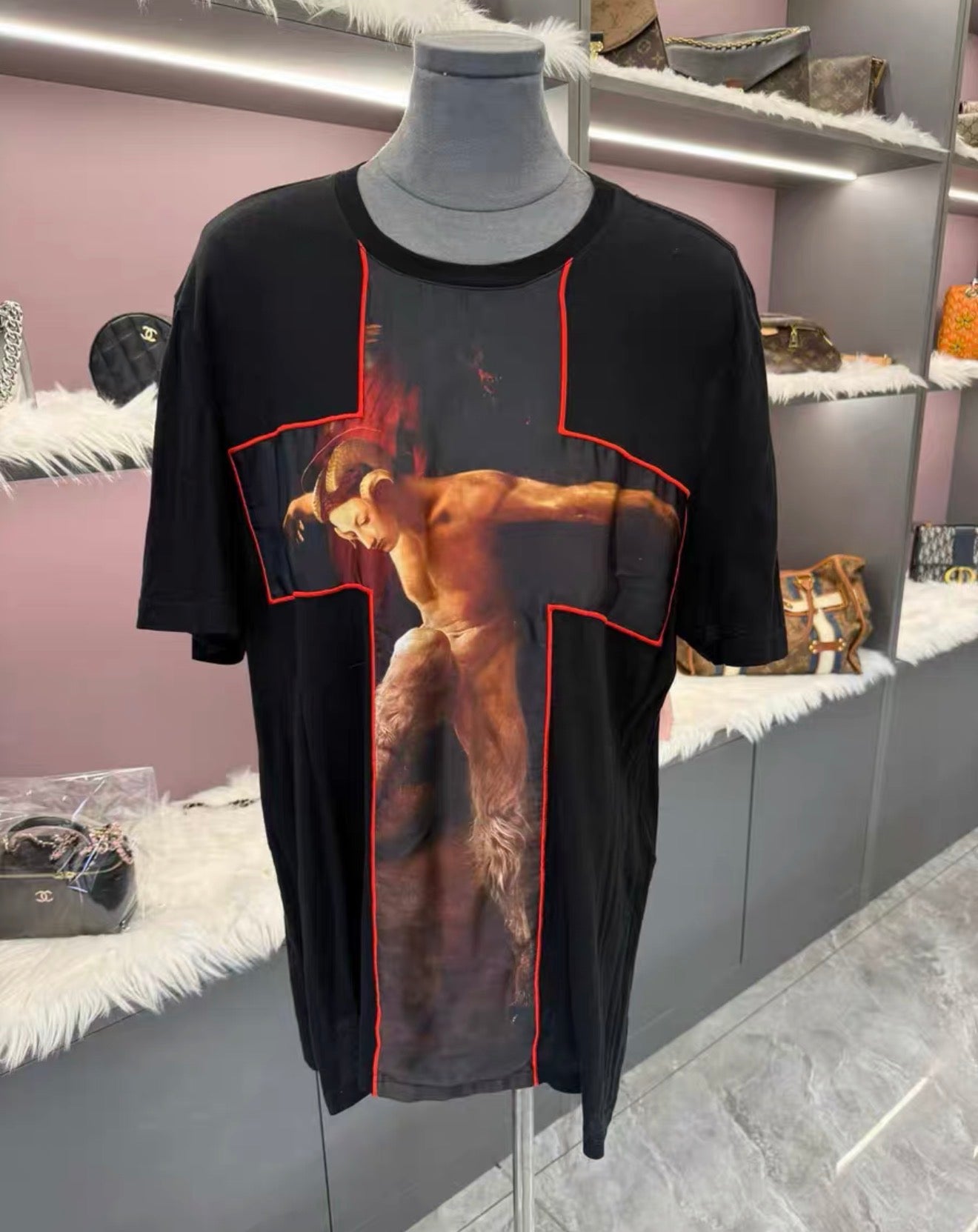 Givenchy tee