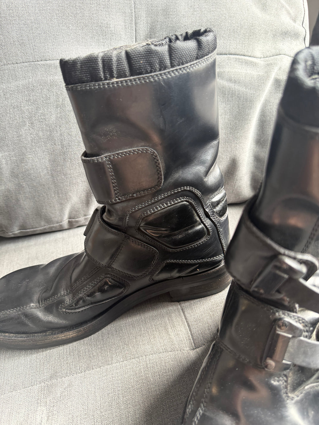 Gucci aw1999 motor boots