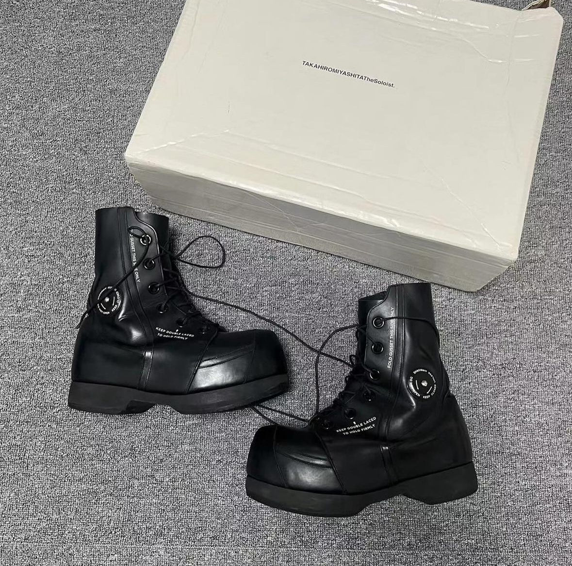 Takahiromiyashita thesoloist 19aw bunny boots