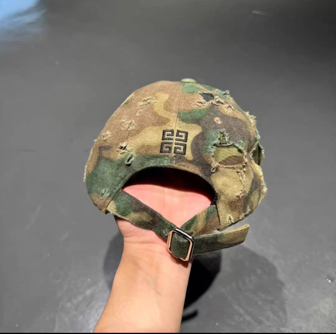 Givenchy 23ss destroyed camo cap