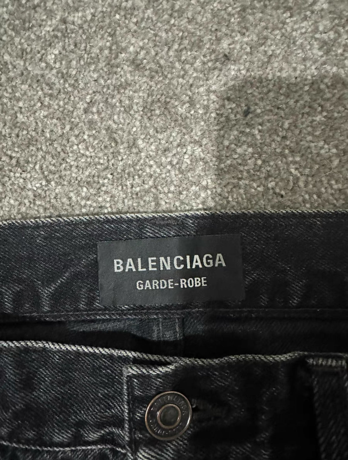 Balenciaga Garde Robe Jeans