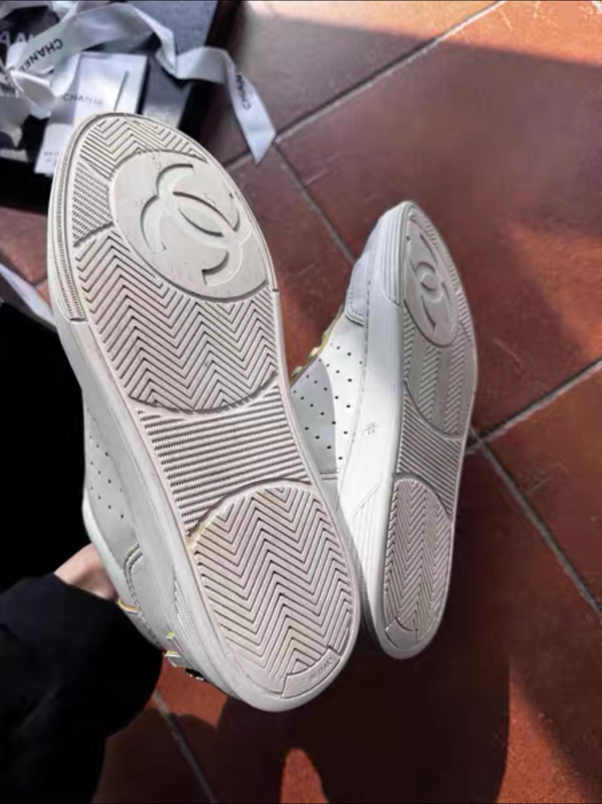 Chanel Low – Classic Line, Runway Era Feel