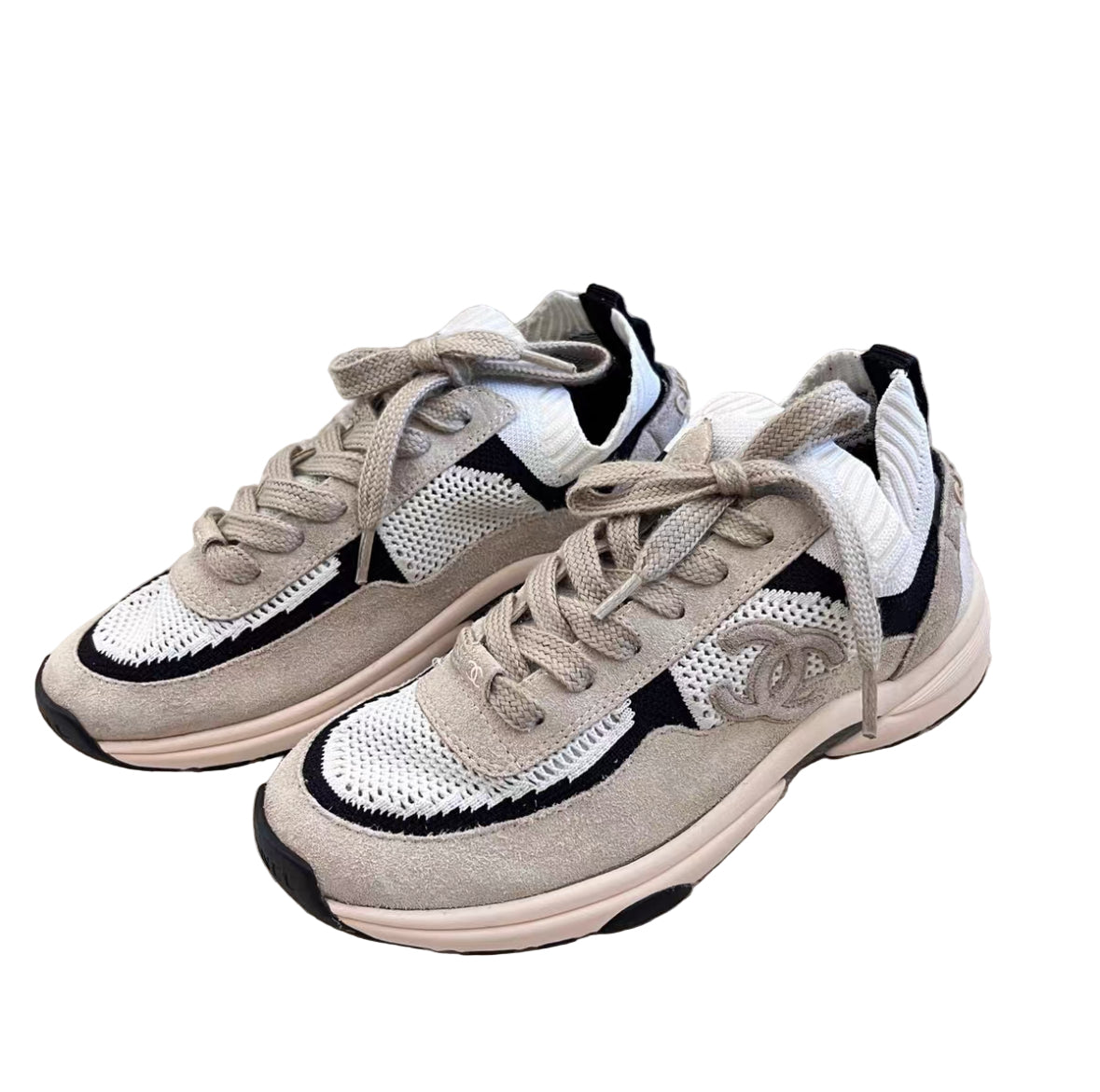 Chanel Beige “Sock-Style” CC Logo Sneakers – Subtle Platform Design