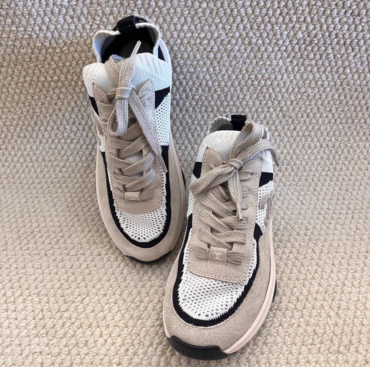 Chanel Beige “Sock-Style” CC Logo Sneakers – Subtle Platform Design